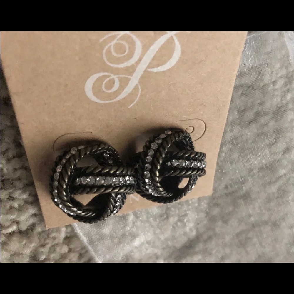 Plunder brand earrings